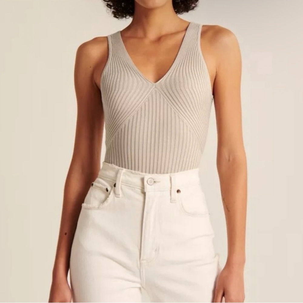 Abercrombie & Fitch Elevated Knit V-Neck Bodysuit